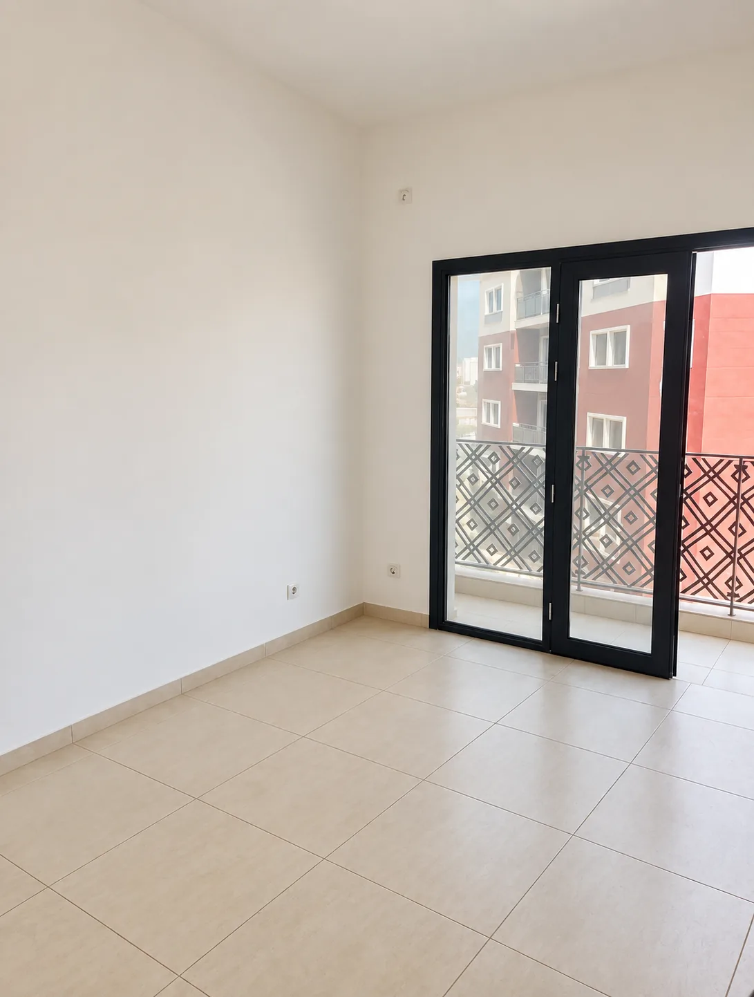 Chambre ouvrant sur son balcon